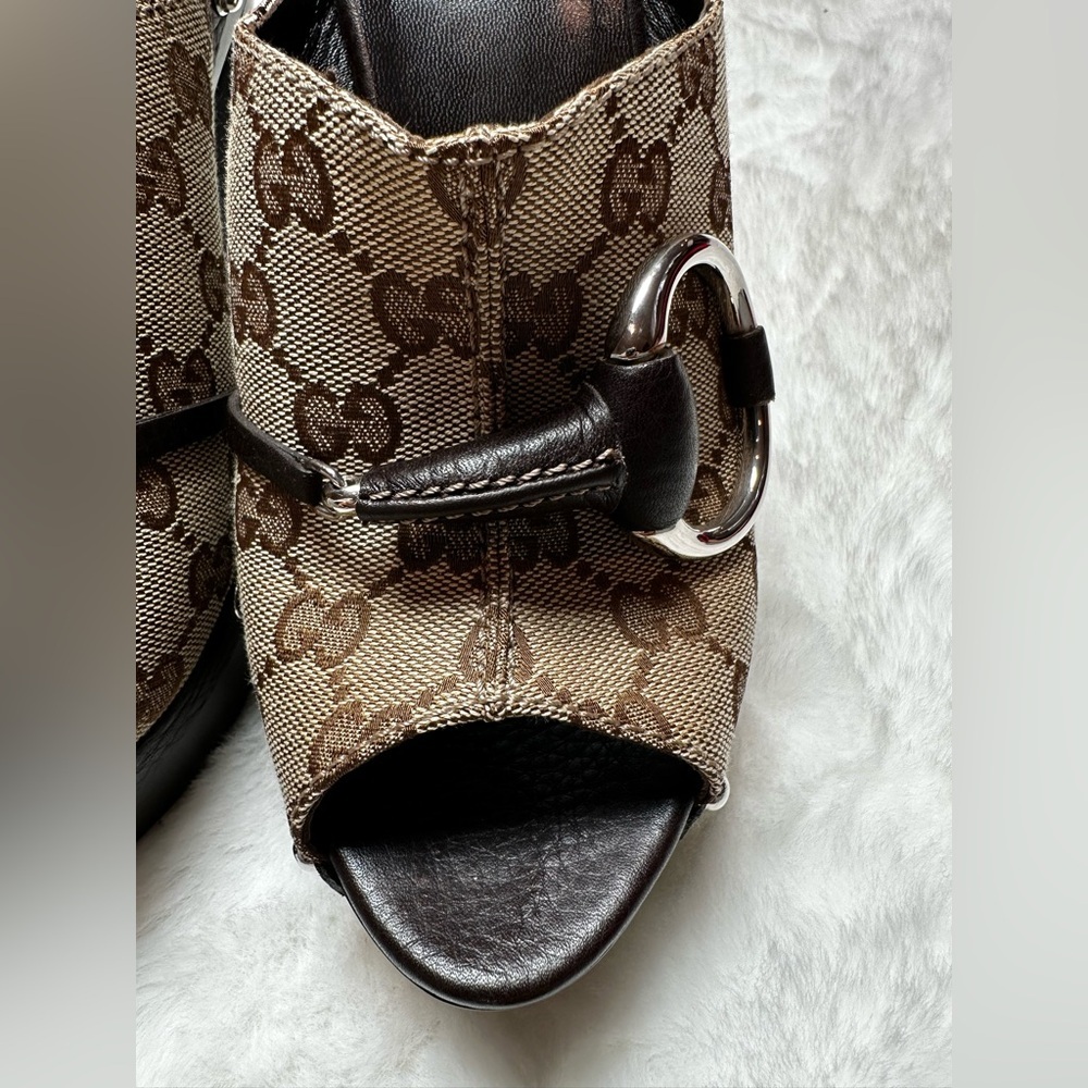 Gucci Women's Brown Monogram Mules - Picture 4 of 17